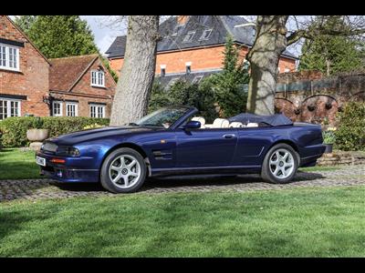 Aston Martin+V8 Volante